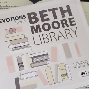 Two Disc Devotions from Beth Moore